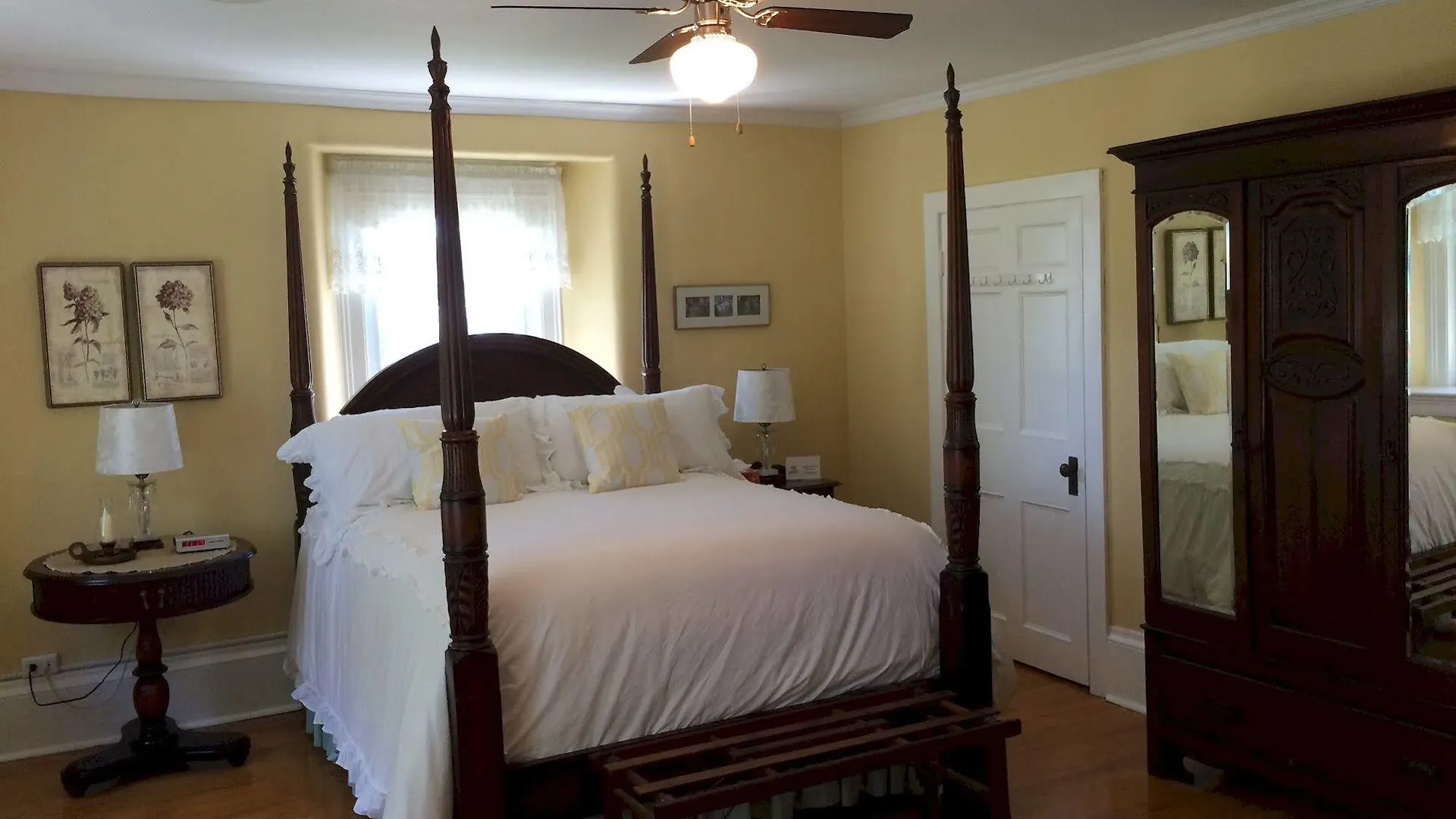 Bed & Breakfast Danner House B&B